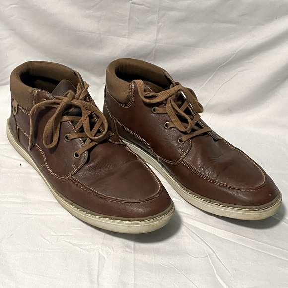 Men’s size 10.5 mid-high brown boots - Picture 1 of 2